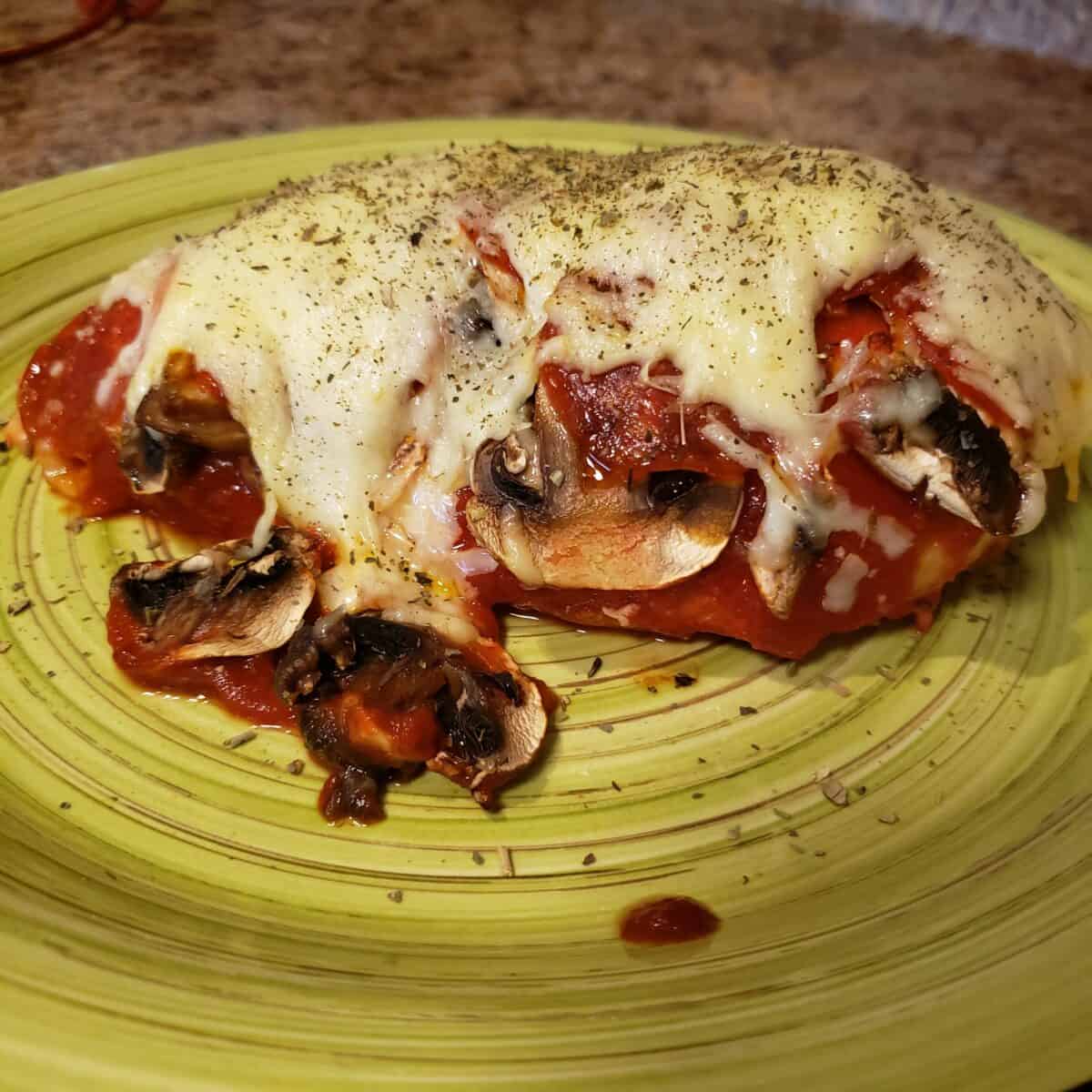Pepperoni Mushroom Pizza Chicken on a Plate